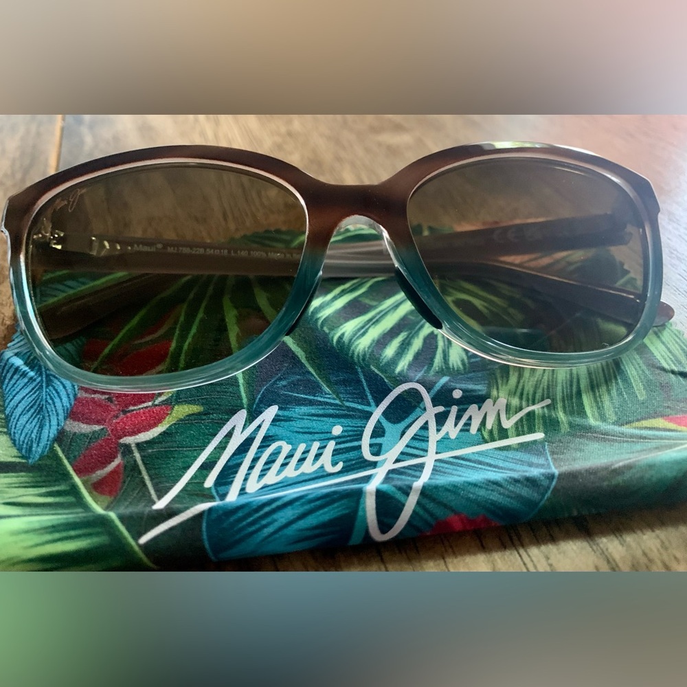 Maui Jim Brown and Blue Glasses Stylish Sunglasses